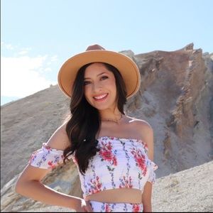 Meet your Posher, Natalie